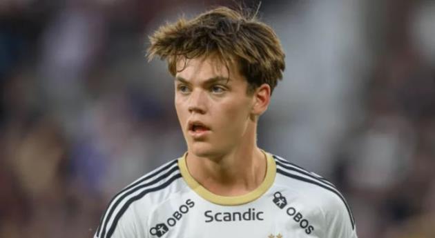 Arsenal dẫn đầu trong cuộc đua giành ‘Odegaard 2.0’