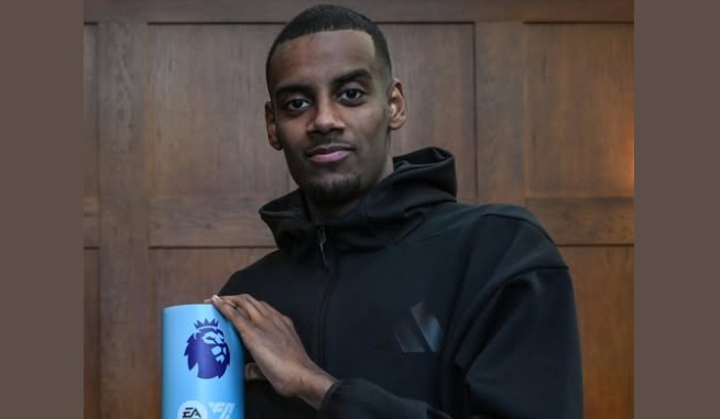 Arsenal khó mua tiền đạo hay nhất EPL tháng 12