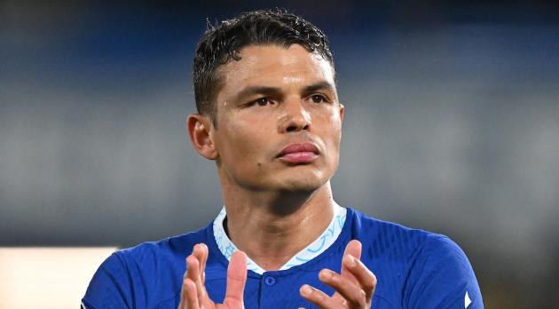 Chuyển nhượng tối 18/12: Chelsea cân nhắc đón Thiago Silva; Real tiếp cận Mainoo