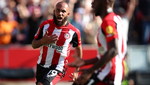 Hé lộ mức đãi ngộ Bryan Mbeumo nhận được tại MU khiến Newcastle “bỏ cuộc”