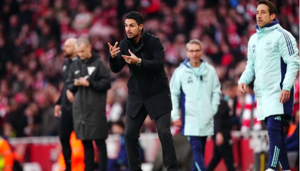 Kỳ chuyển nhượng tháng Giêng phơi bày điểm yếu của Arsenal