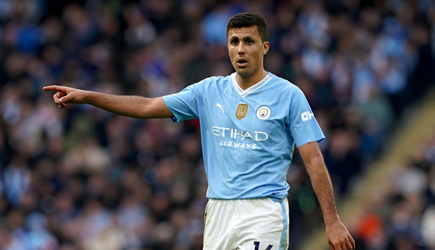 Pep cần thêm tân binh khu trung tuyến để củng cố sức mạnh Man City