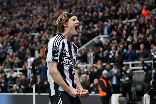 Thay thế Mohamed Salah: Anthony Gordon là mảnh ghép hoàn hảo cho Liverpool