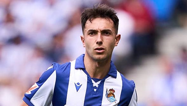 Zubimendi bác bỏ tin đồn tới Arsenal kiểm tra y tế