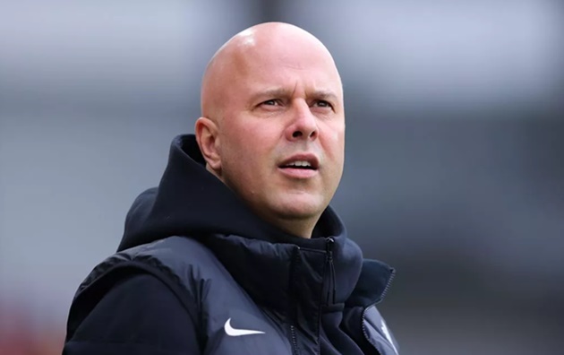 Arne Slot: “Liverpool đang ngày càng mạnh hơn”