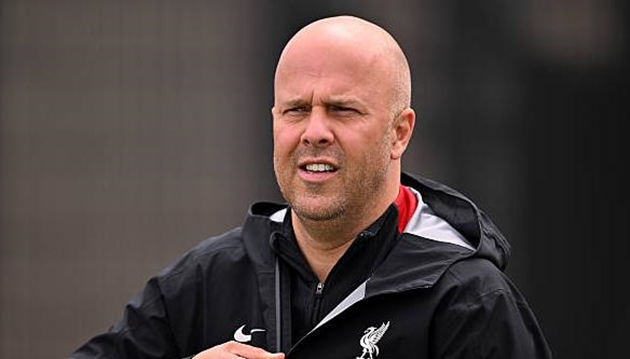 Arne Slot sẽ làm gì nếu Liverpool vô địch?