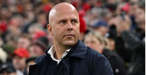 Arne Slot: ”Tôi luôn chọn cách im lặng”