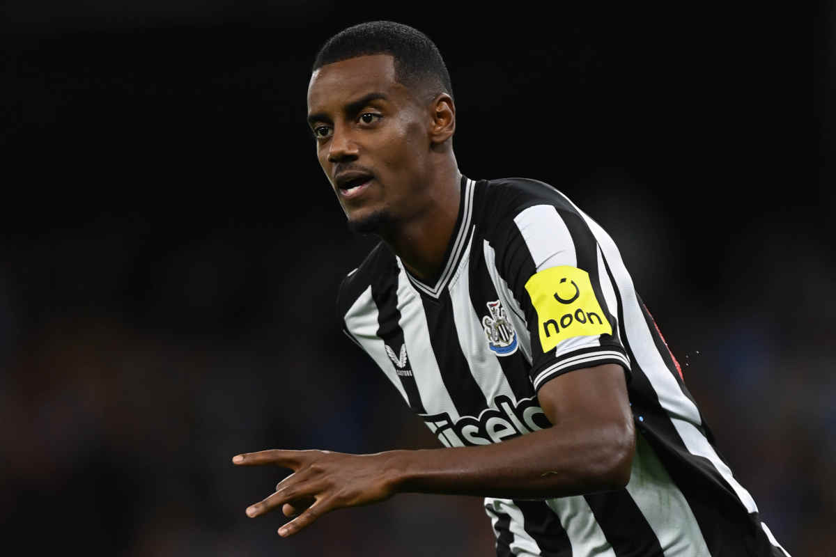 Arsenal chuẩn bị 101 triệu bảng chiêu mộ Alexander Isak