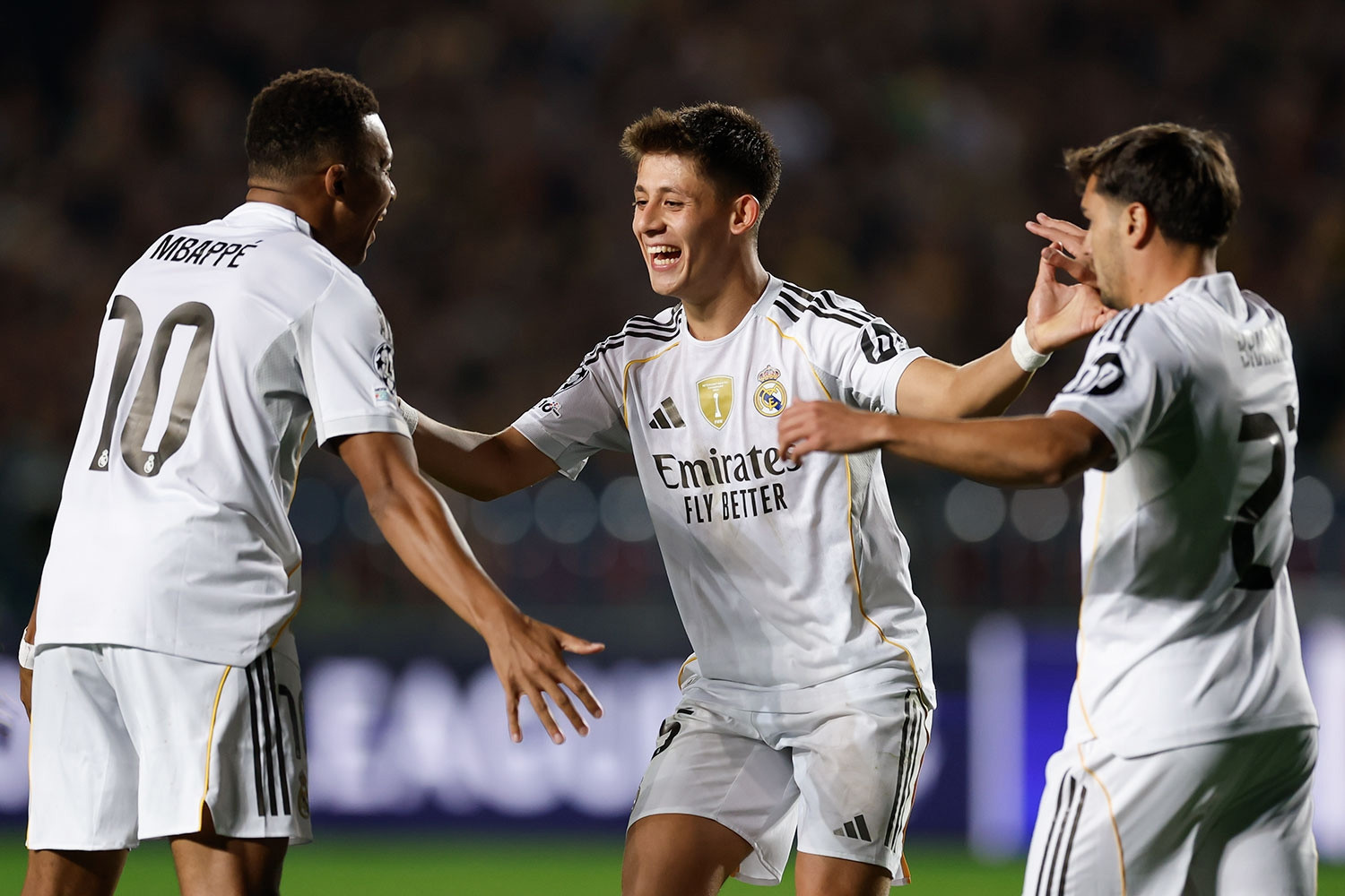 Arteta đích thân chỉ định, Arsenal sẵn sàng chơi lớn với ‘báu vật’ Real Madrid