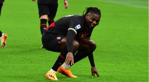 Barcelona nhắm Leao: Khả năng chuyển nhượng trong tầm ngắm