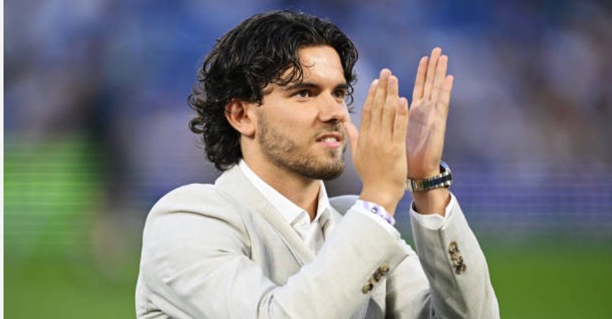 Chuyển nhượng trưa 28/8: Liverpool đón tân binh đầu tiên; Abraham trở lại Premier League