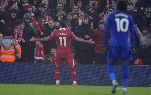 Không chỉ có Salah, Liverpool bay cao nhờ sức mạnh tập thể