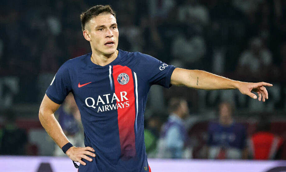 NÓNG! Manuel Ugarte đã có mặt ở Manchester