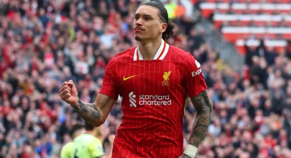 Nunez đá thế này, Liverpool nên làm gì?