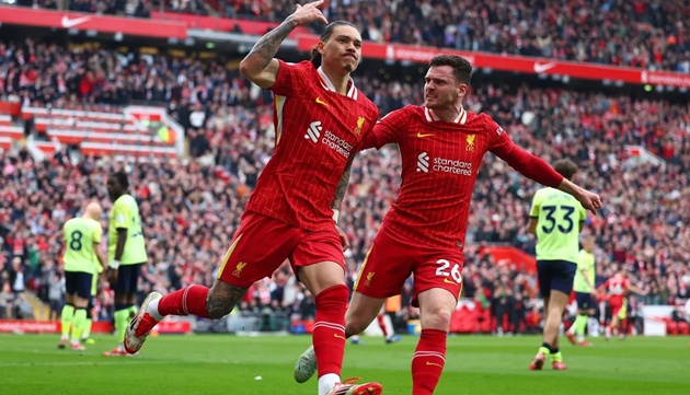 Paul Merson chỉ trích hành động liều lĩnh của Nunez