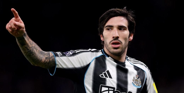 Sandro Tonali xứng đáng để Chelsea chơi tất tay