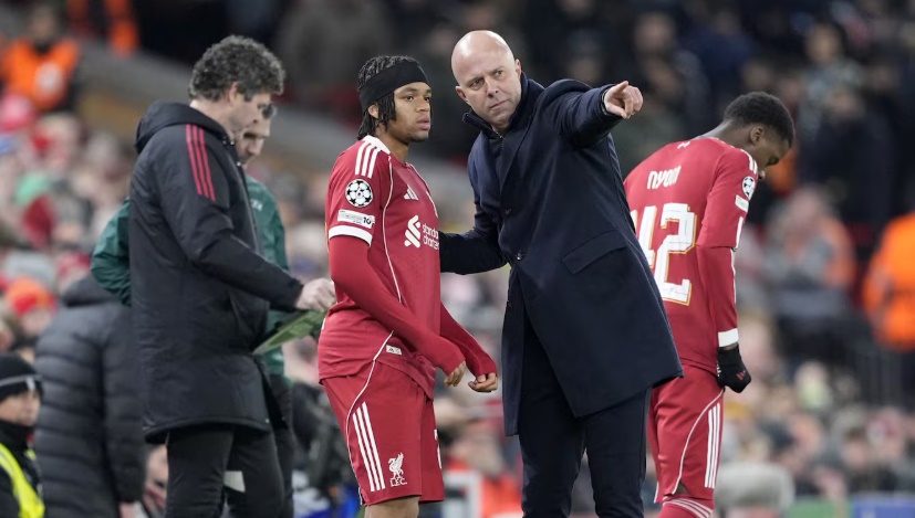 Arne Slot khẳng định Liverpool không được phép mắc sai lầm