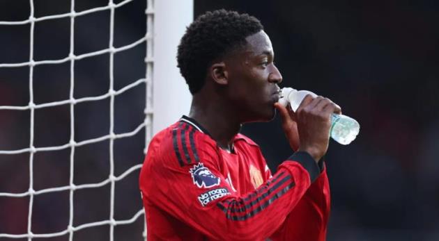 Kẻ thắng người thua sau kỳ chuyển nhượng mùa Đông của Man Utd